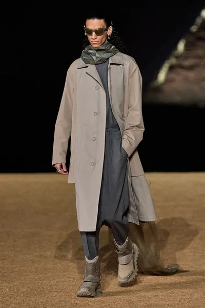 Look 44